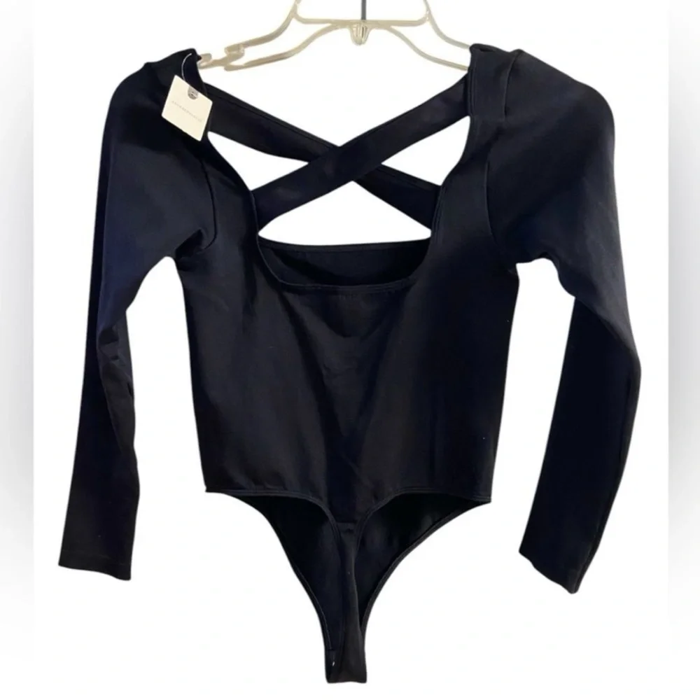 Anthropologie Black Crisscross Bodysuit S/M NWT - Picture 2 of 7